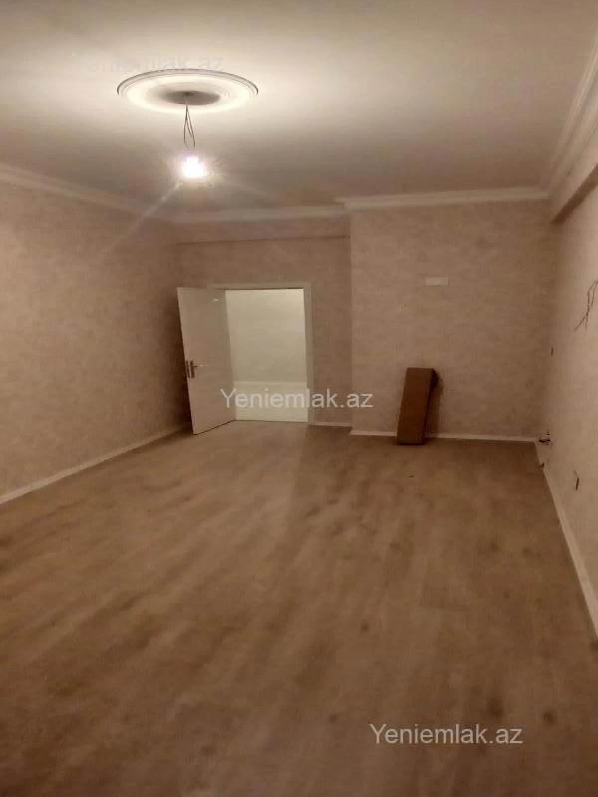 Satılır 2 otaqlı yeni tikili 81 m²