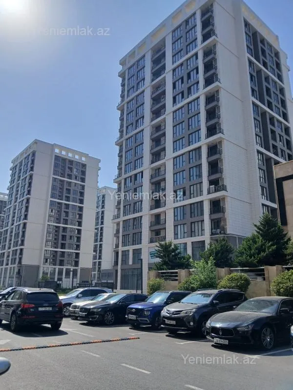 Satılır 1 otaqlı yeni tikili 71.5 m²