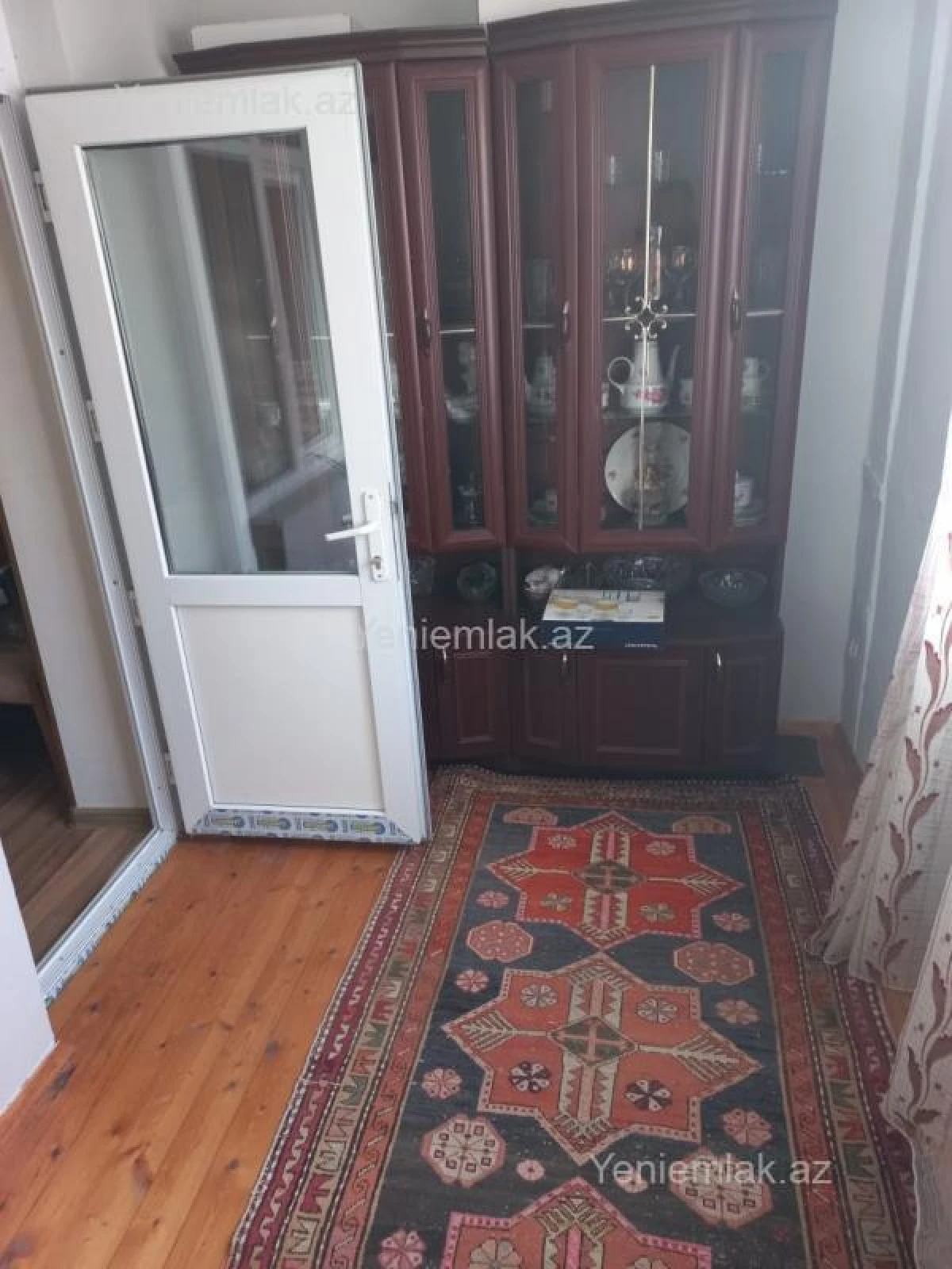 Satılır 3 otaqlı köhnə tikili 60 m²