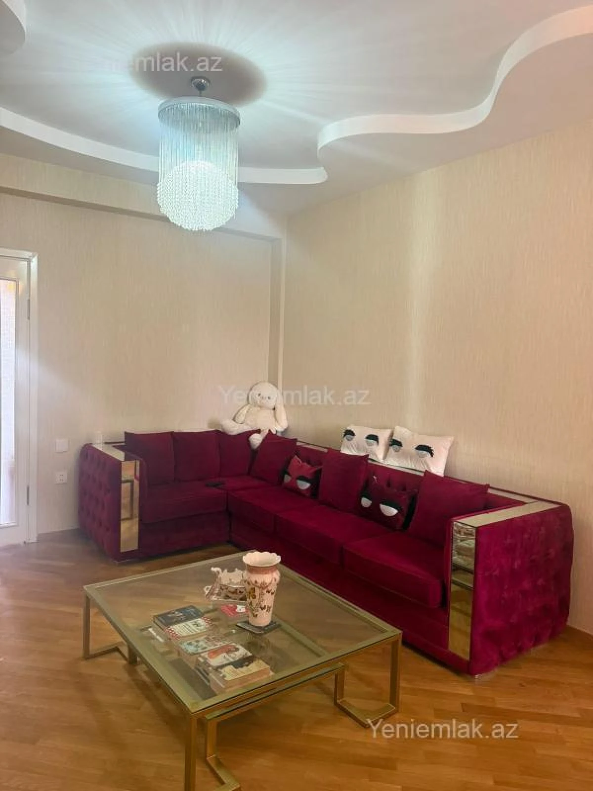 Satılır 3 otaqlı yeni tikili 90 m²