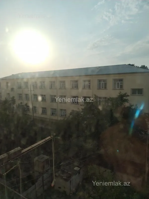 Satılır 2 otaqlı köhnə tikili 54 m²