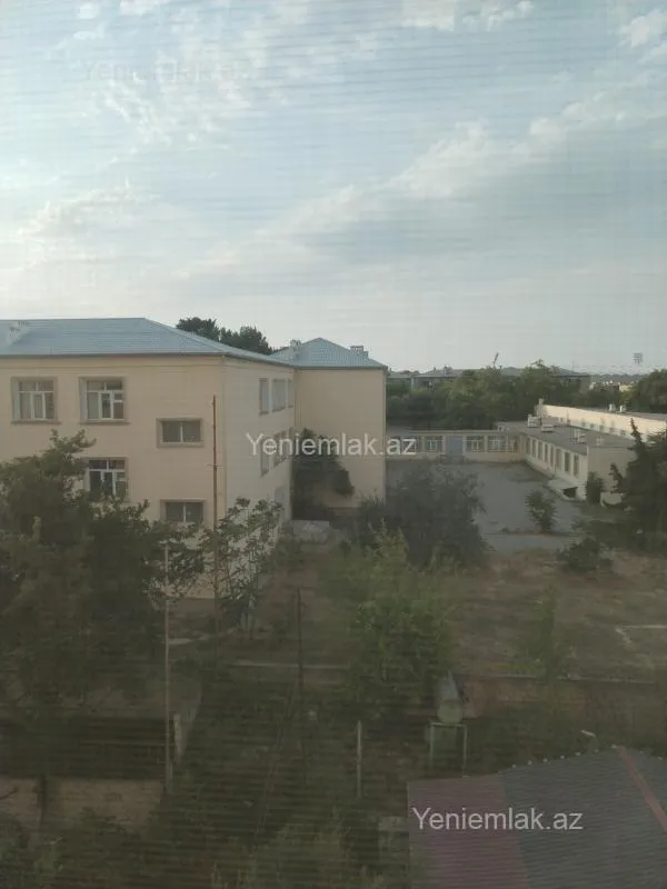 Satılır 2 otaqlı köhnə tikili 54 m²