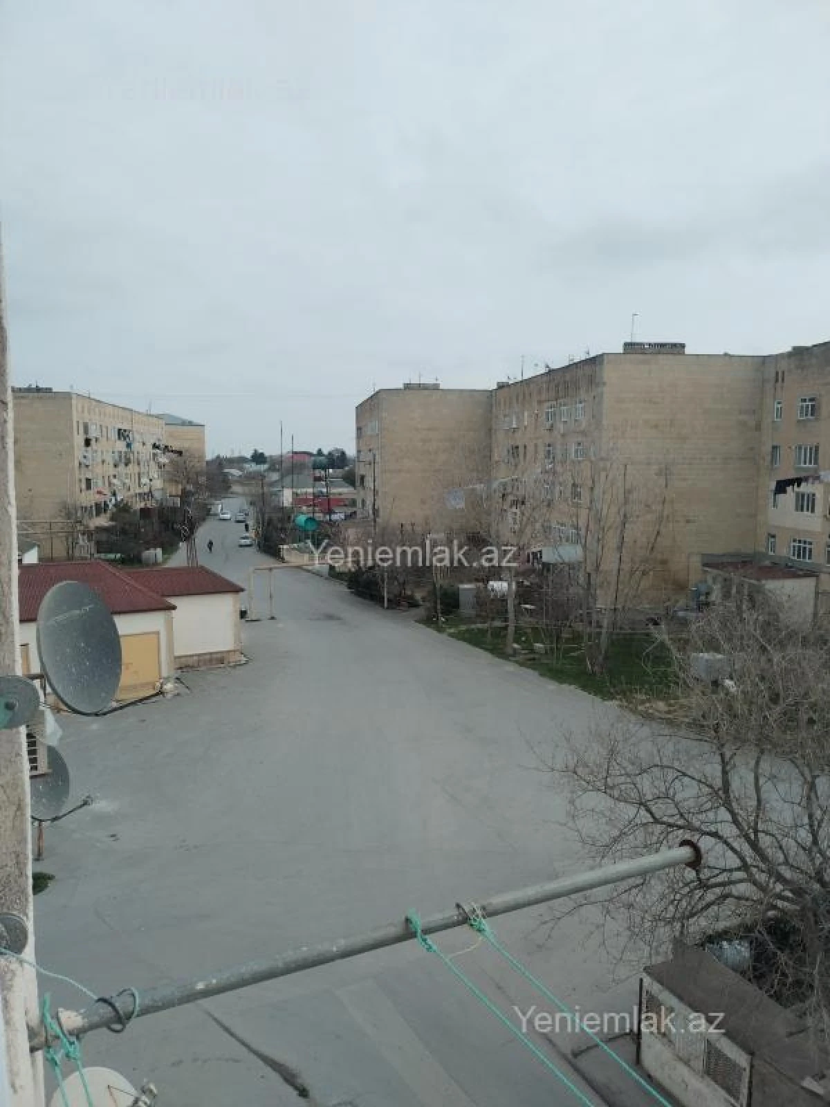 Satılır 2 otaqlı köhnə tikili 54 m²