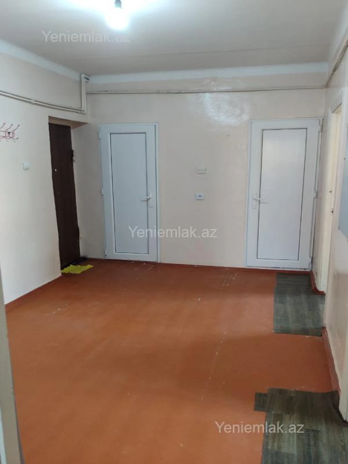 Satılır 2 otaqlı köhnə tikili 54 m²