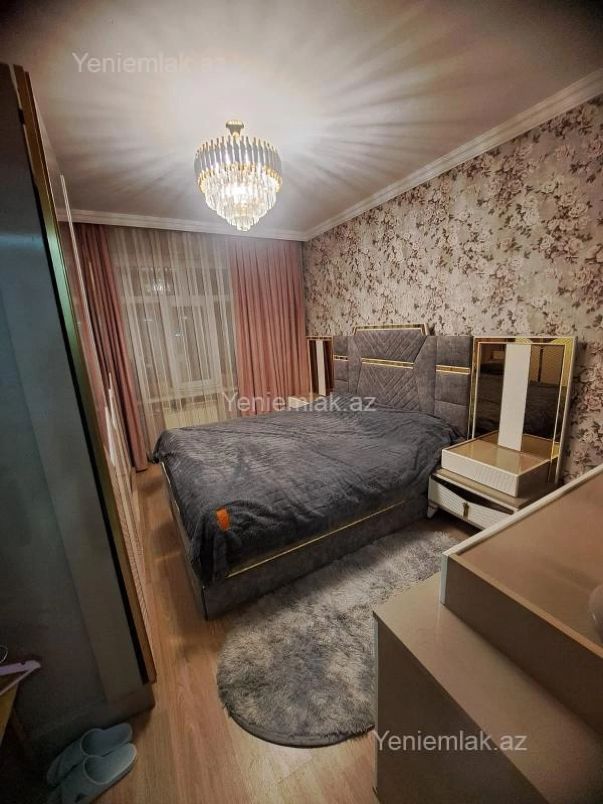 Satılır 3 otaqlı köhnə tikili 85 m²