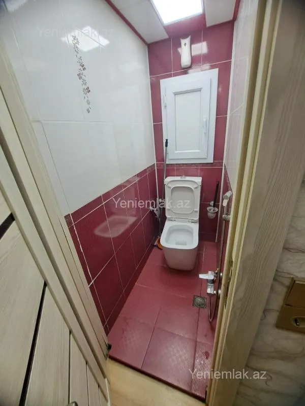 Satılır 3 otaqlı köhnə tikili 85 m²