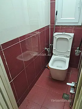 Satılır 3 otaqlı köhnə tikili 85 m²