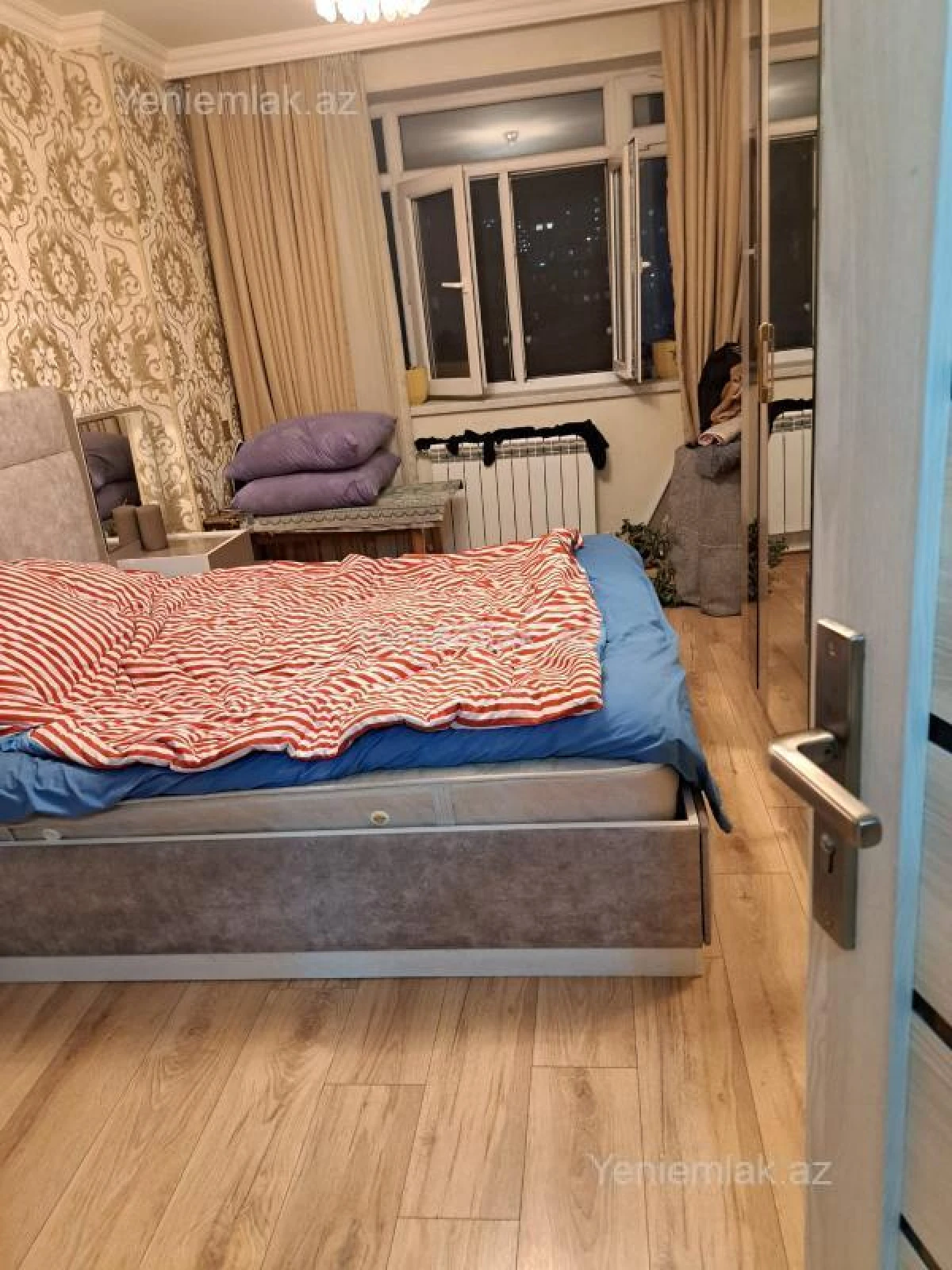 Satılır 3 otaqlı köhnə tikili 85 m²