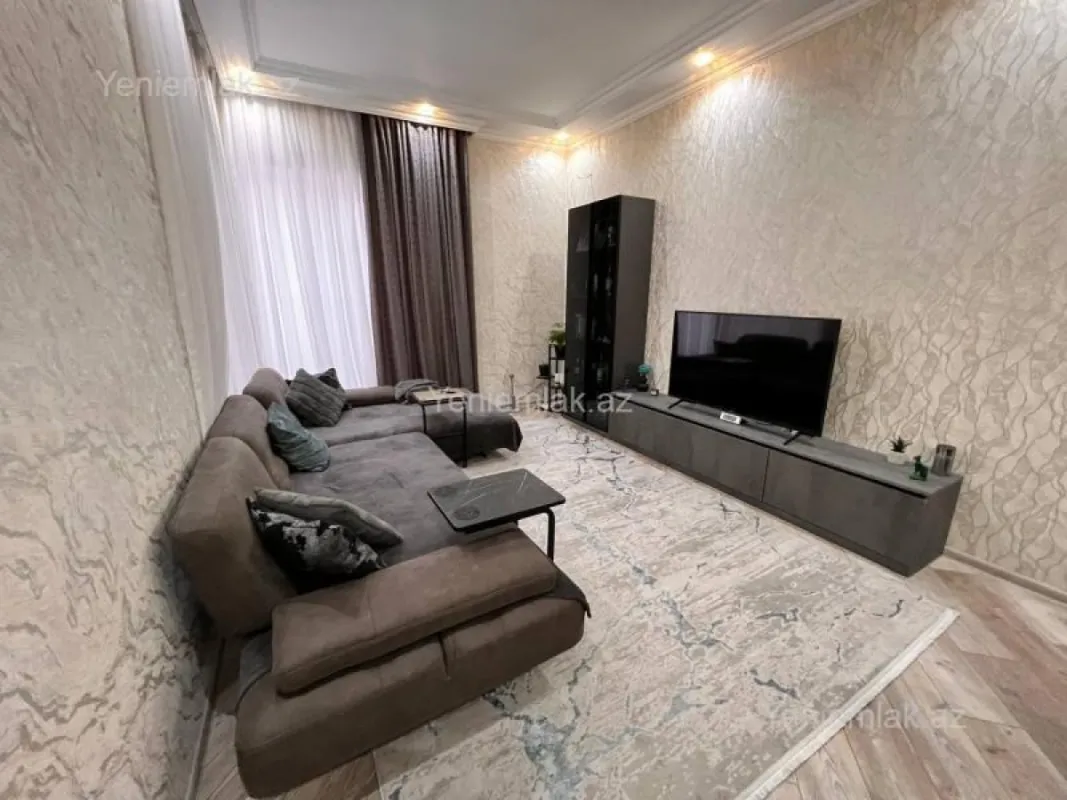 Satılır 5 otaqlı həyət evi 136 m²