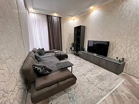 Satılır 5 otaqlı həyət evi 136 m²