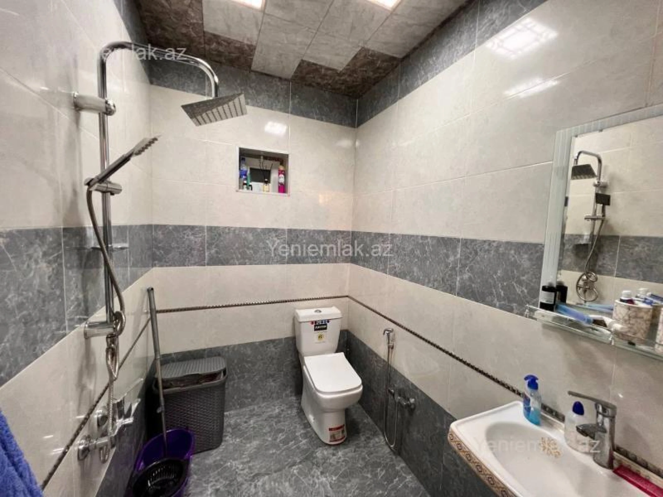 Satılır 5 otaqlı həyət evi 136 m²