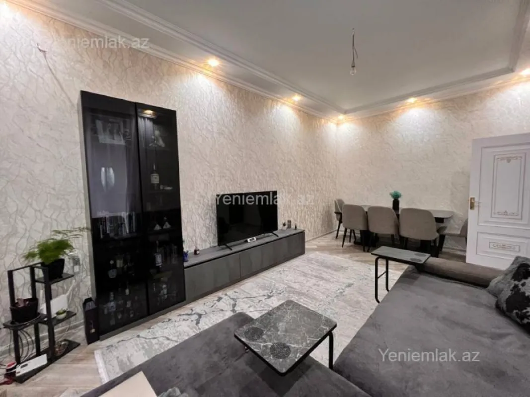 Satılır 5 otaqlı həyət evi 136 m²