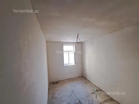 Satılır 6 otaqlı köhnə tikili 120 m²