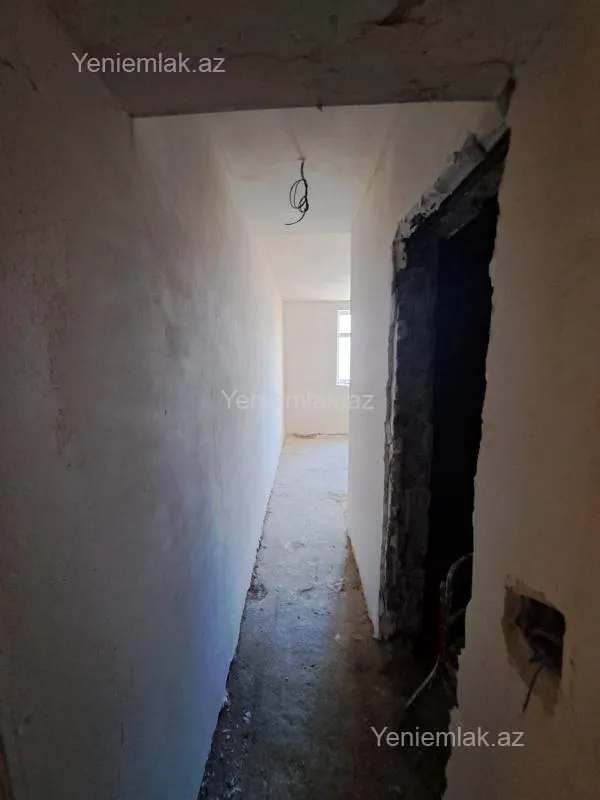 Satılır 6 otaqlı köhnə tikili 120 m²