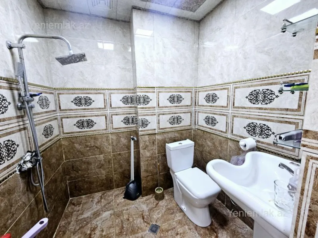 Satılır 3 otaqlı yeni tikili 70 m²