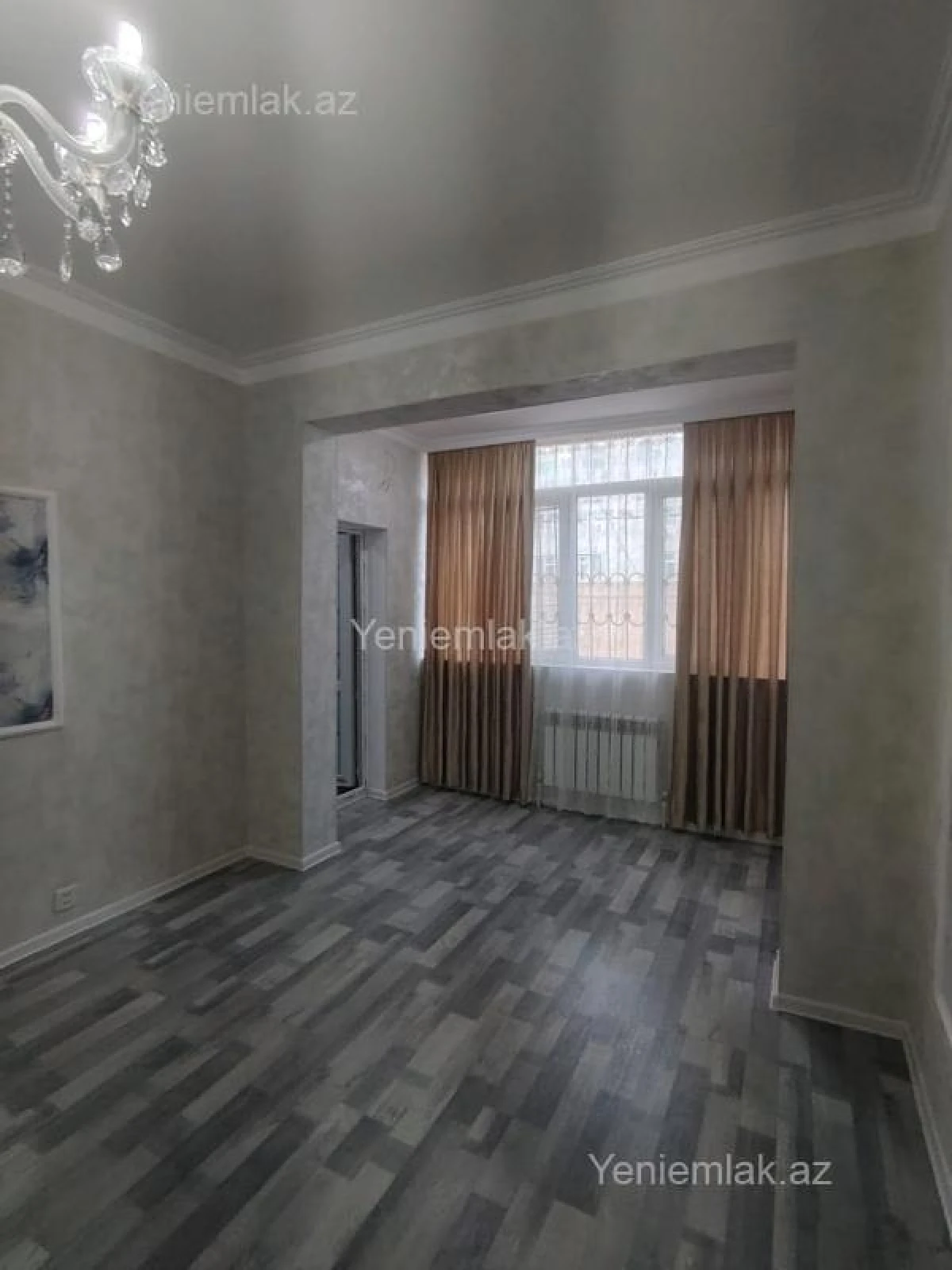 Satılır 3 otaqlı köhnə tikili 75 m²