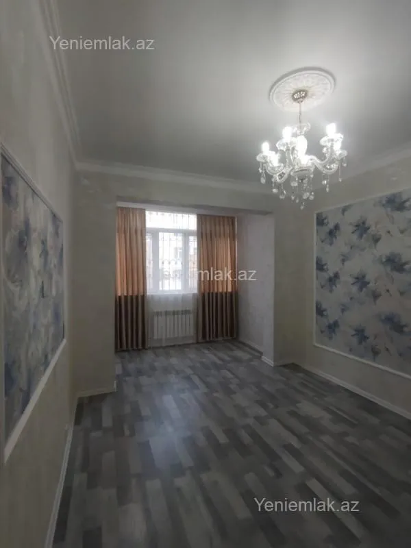 Satılır 3 otaqlı köhnə tikili 75 m²