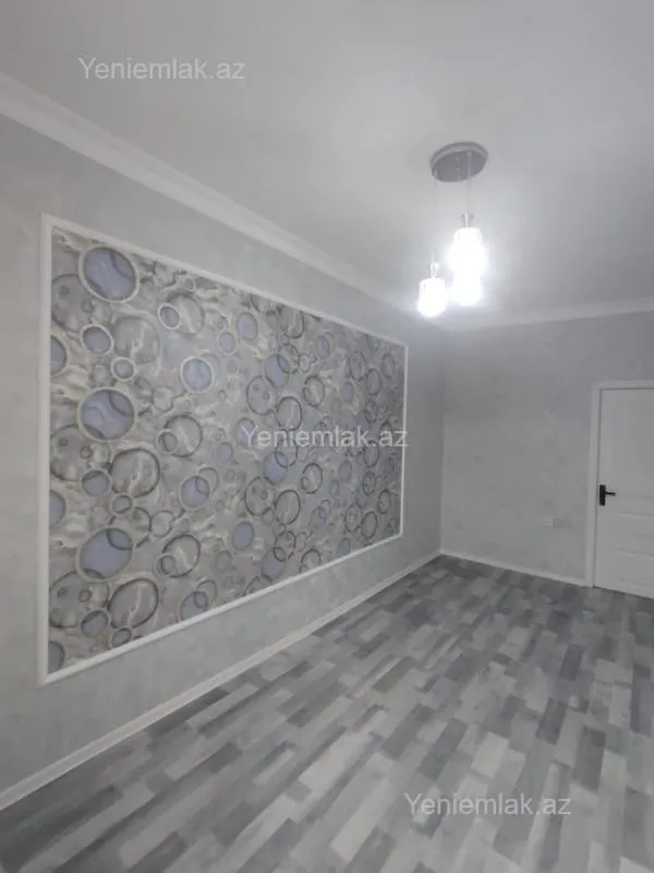 Satılır 3 otaqlı köhnə tikili 75 m²