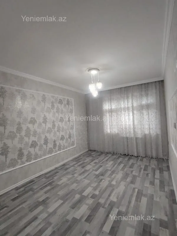 Satılır 3 otaqlı köhnə tikili 75 m²