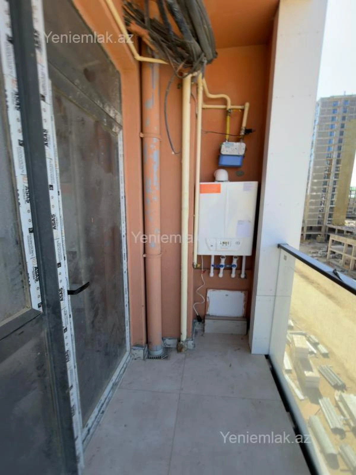 Satılır 2 otaqlı yeni tikili 64 m²