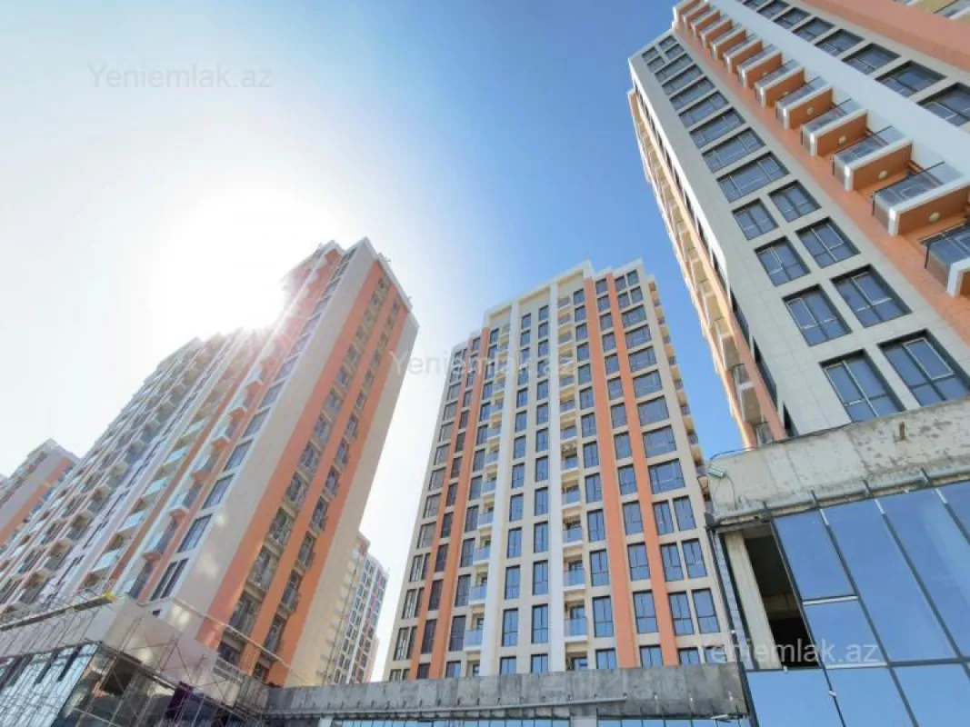 Satılır 2 otaqlı yeni tikili 64 m²