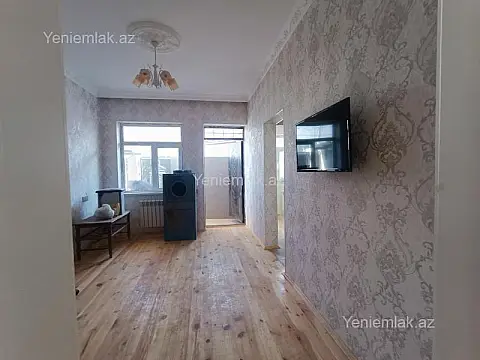 Satılır 2 otaqlı həyət evi 52 m²