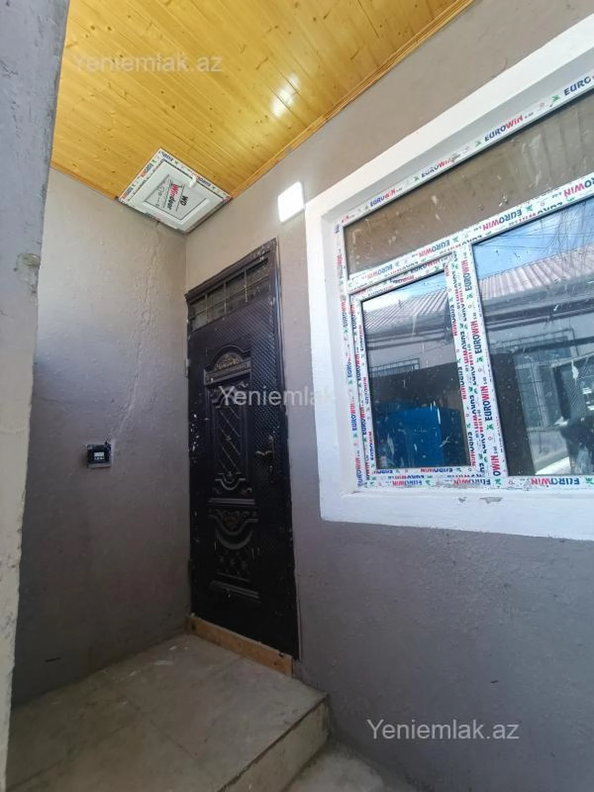 Satılır 2 otaqlı həyət evi 52 m²