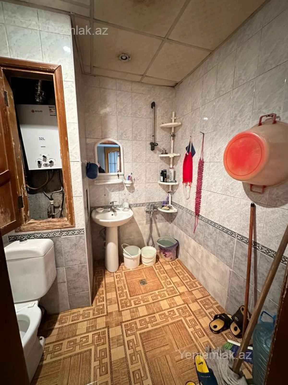 Satılır 2 otaqlı köhnə tikili 55 m²