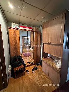 Satılır 2 otaqlı köhnə tikili 55 m²