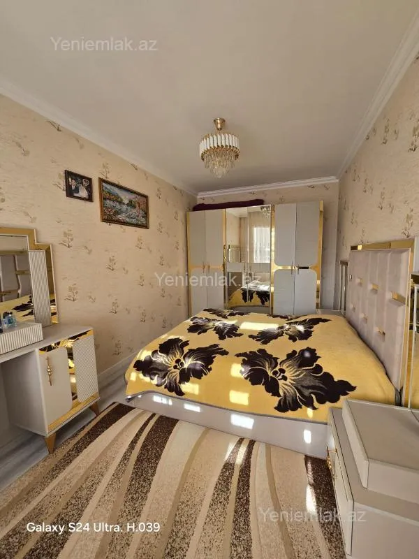 Satılır 4 otaqlı köhnə tikili 90 m²