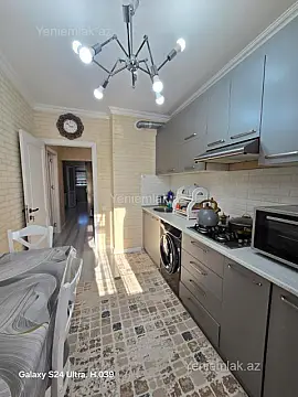 Satılır 4 otaqlı köhnə tikili 90 m²