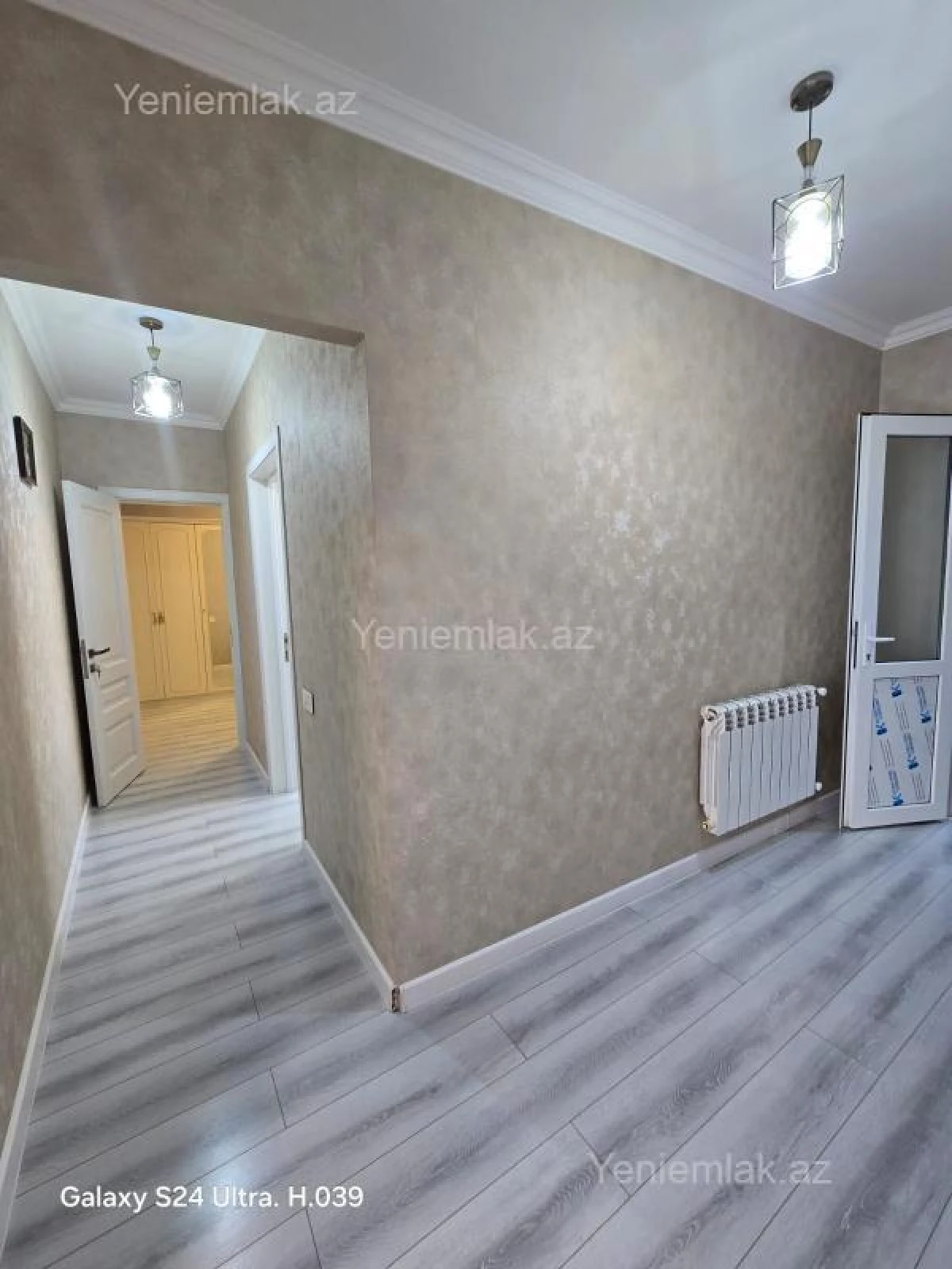 Satılır 4 otaqlı köhnə tikili 90 m²