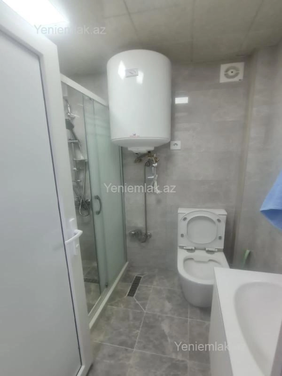 Satılır 2 otaqlı köhnə tikili 50 m²