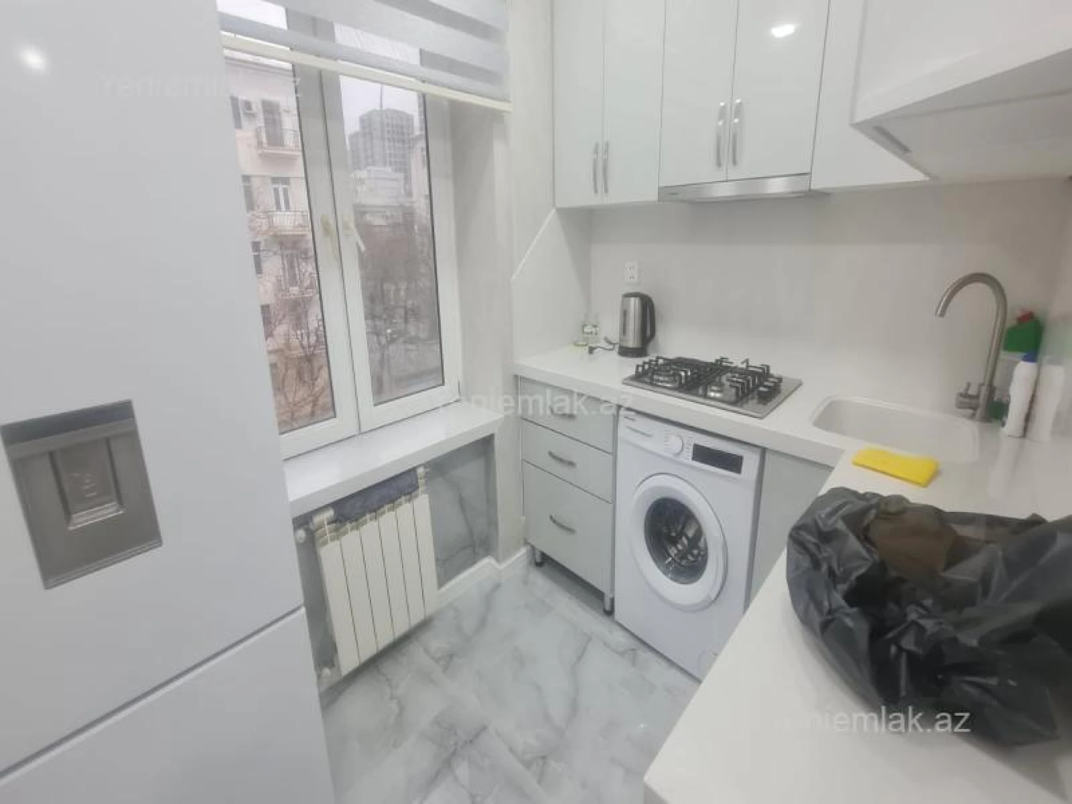 Satılır 2 otaqlı köhnə tikili 50 m²
