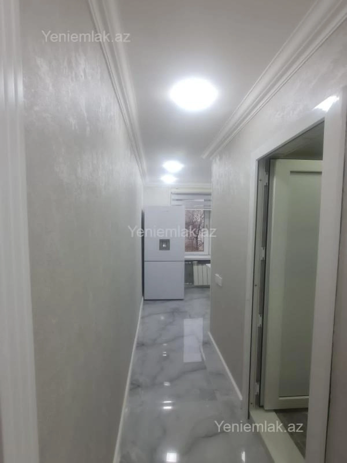 Satılır 2 otaqlı köhnə tikili 50 m²