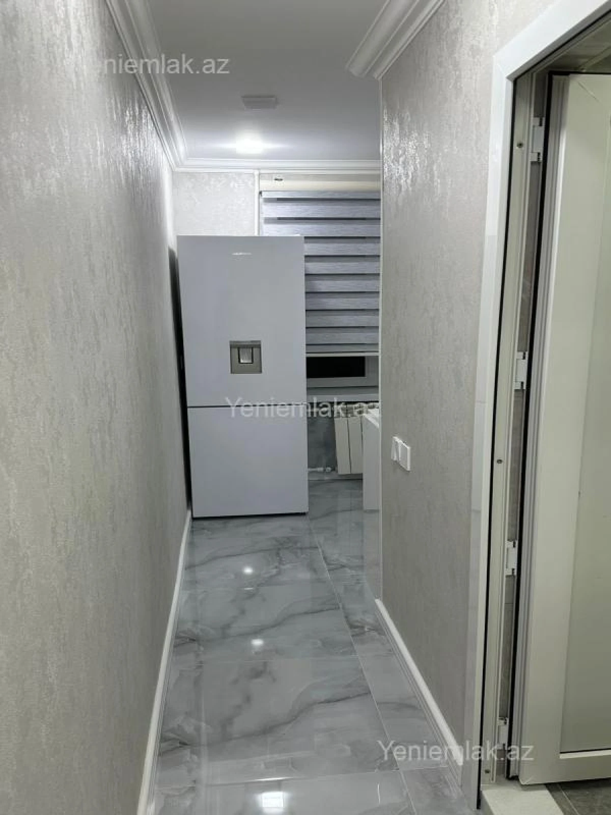 Satılır 2 otaqlı köhnə tikili 50 m²
