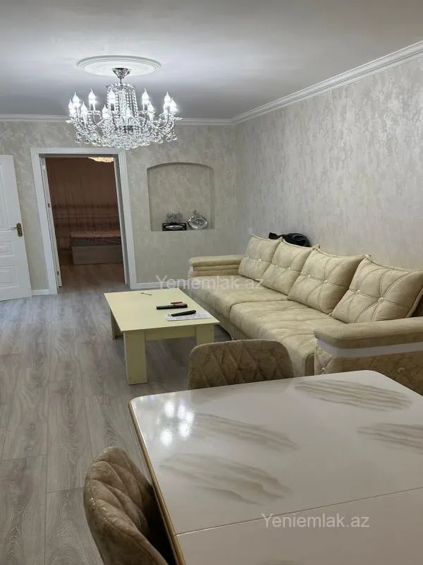 Satılır 2 otaqlı köhnə tikili 50 m²