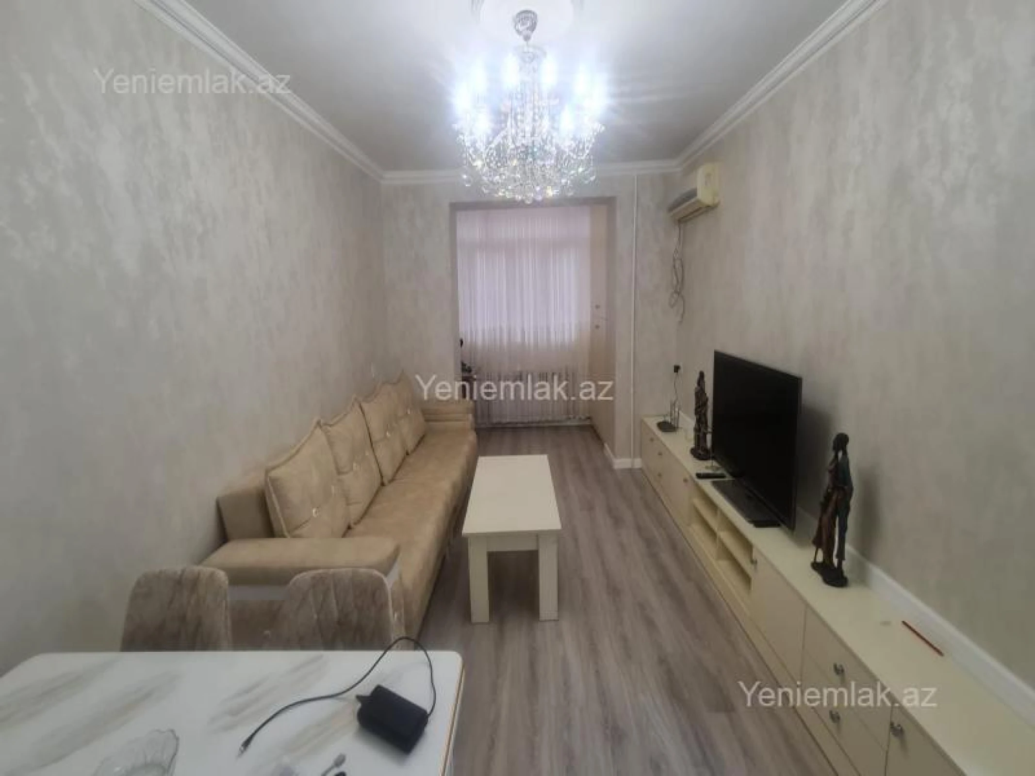 Satılır 2 otaqlı köhnə tikili 50 m²