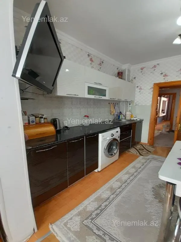 Satılır 3 otaqlı köhnə tikili 64 m²