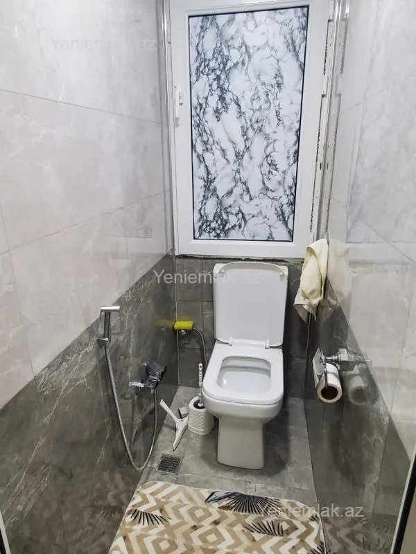 Satılır 3 otaqlı köhnə tikili 70 m²