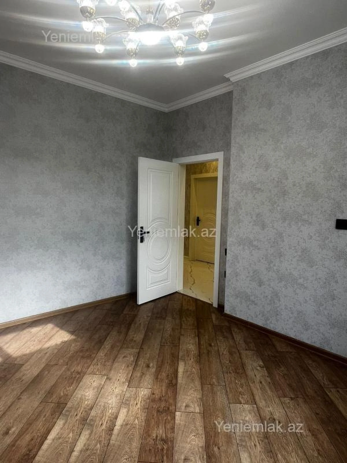 Satılır 5 otaqlı həyət evi 220 m²