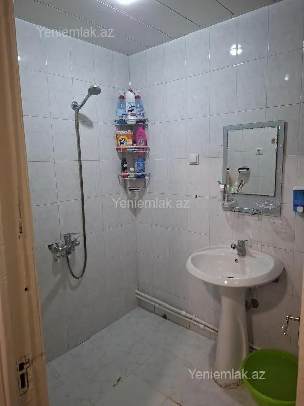 Satılır 2 otaqlı köhnə tikili 55.8 m²