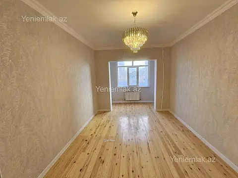 Satılır 3 otaqlı köhnə tikili 80 m²