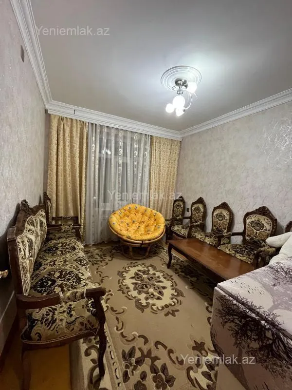 Satılır 5 otaqlı köhnə tikili 120 m²