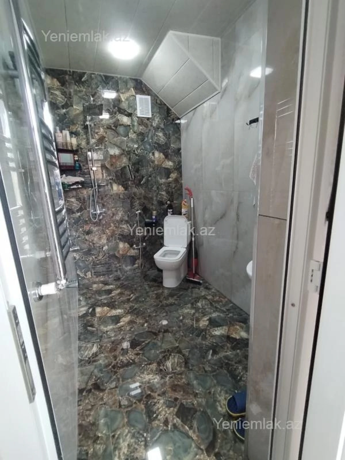 Satılır 4 otaqlı həyət evi 120 m²