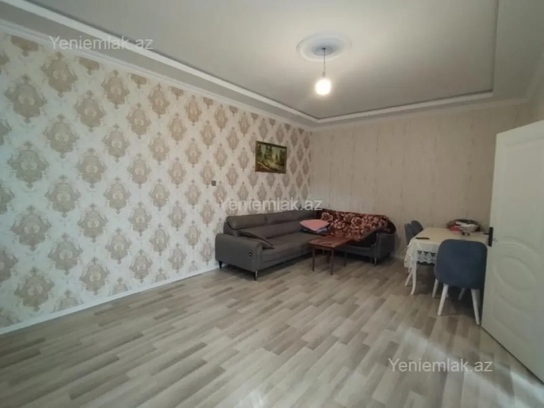 Satılır 4 otaqlı həyət evi 120 m²