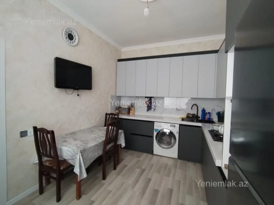 Satılır 4 otaqlı həyət evi 120 m²