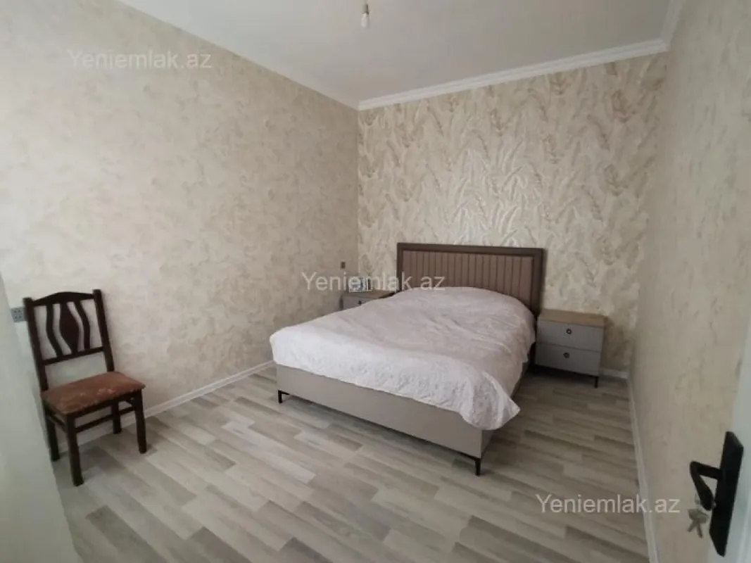 Satılır 4 otaqlı həyət evi 120 m²