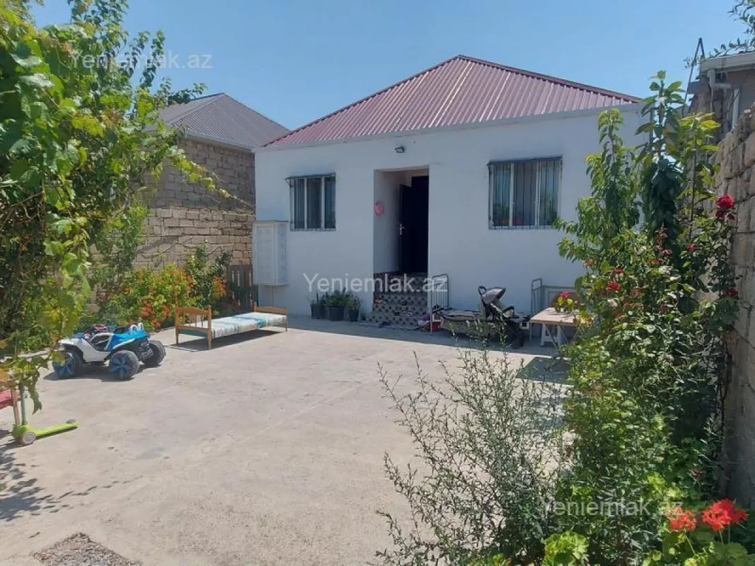 Satılır 3 otaqlı həyət evi 90 m²