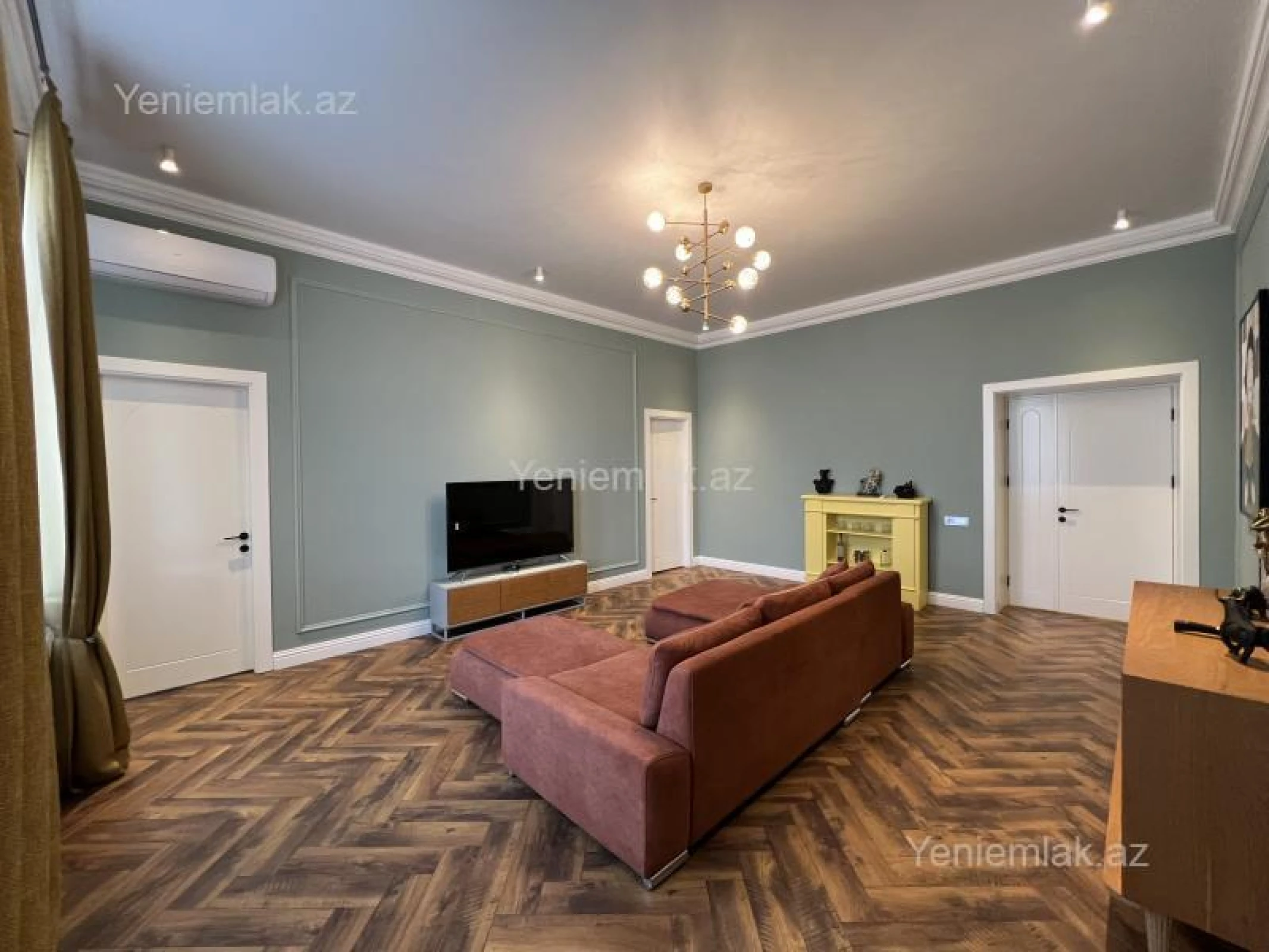 Satılır 3 otaqlı köhnə tikili 90 m²